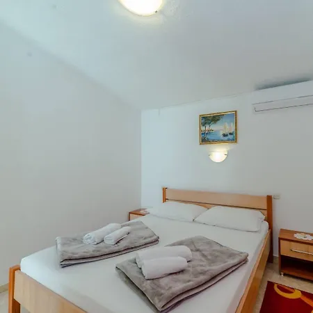 Holiday home Seagull Vir